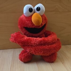 GUND Sesame Street Official Elmo Hug-a-Moves Plush, Plush Muppet Sensory Toy 14"